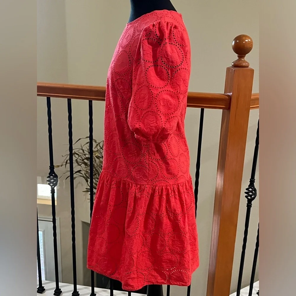 Karl Lagerfeld PARIS CIRCLE ICON CORAL EYELET MINI PUFF SLEEVE DRESS SIZE 8